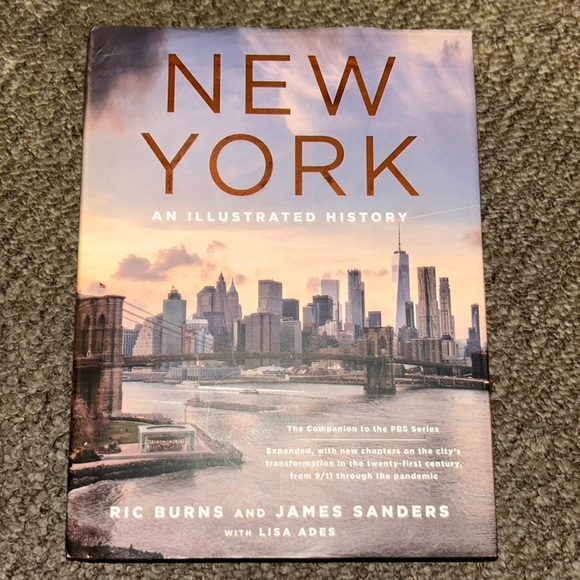 Hardcover book about New York: An Illustrated History (Revised and Expanded) - Picture 1 of 2